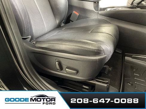 Used 2020 Hyundai Santa Fe Limited AWD/4WD image 24