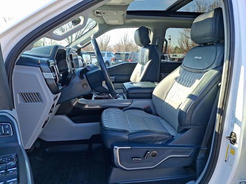 Used 2023 Ford F150 Limited image 15