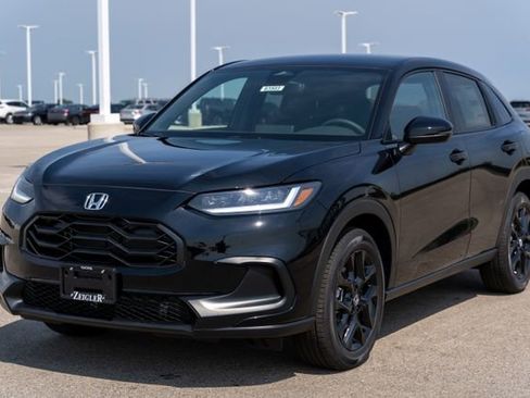 Used 2023 Honda HR-V Sport image 3