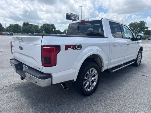 Used 2016 Ford F150 Lariat w/ Equipment Group 502A Luxury AWD/4WD image 4