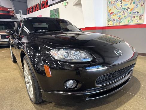 Used 2008 MAZDA MX-5 Miata Grand Touring w/ Premium Pkg RWD image 80