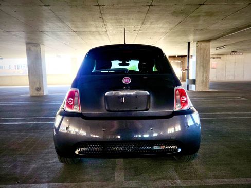 Used 2018 FIAT 500 e image 4