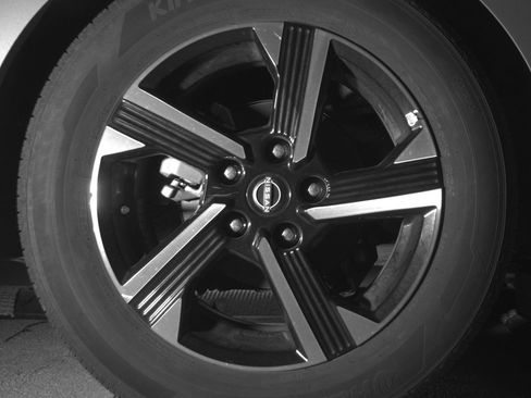 Used 2025 Nissan Sentra SV image 15