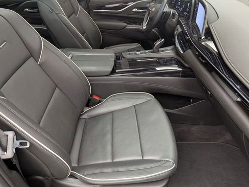 Certified 2023 Cadillac Escalade Sport image 28