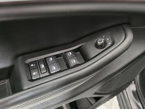 Used 2024 Jeep Grand Cherokee L Limited w/ Luxury Tech Group II AWD/4WD image 26