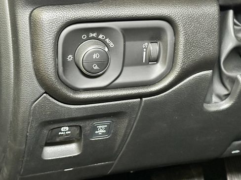 New 2026 RAM 1500 Express AWD/4WD image 20