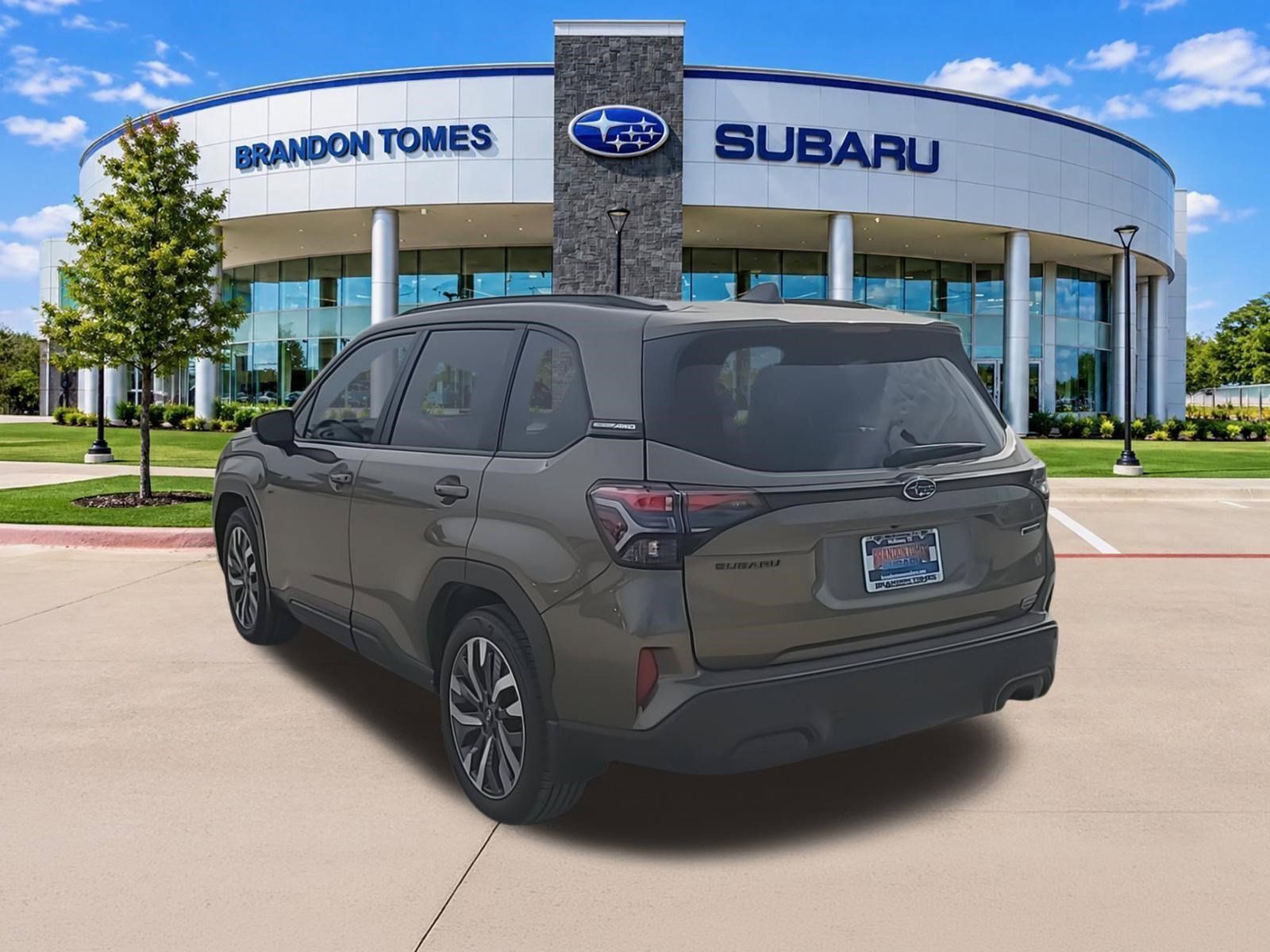 Used 2026 Subaru Forester Touring AWD/4WD image 8