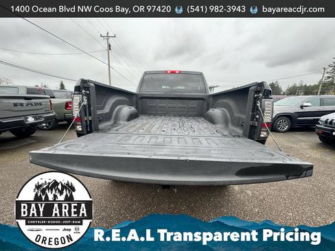 Used 2016 RAM 2500 Tradesman w/ Chrome Appearance Group image 7