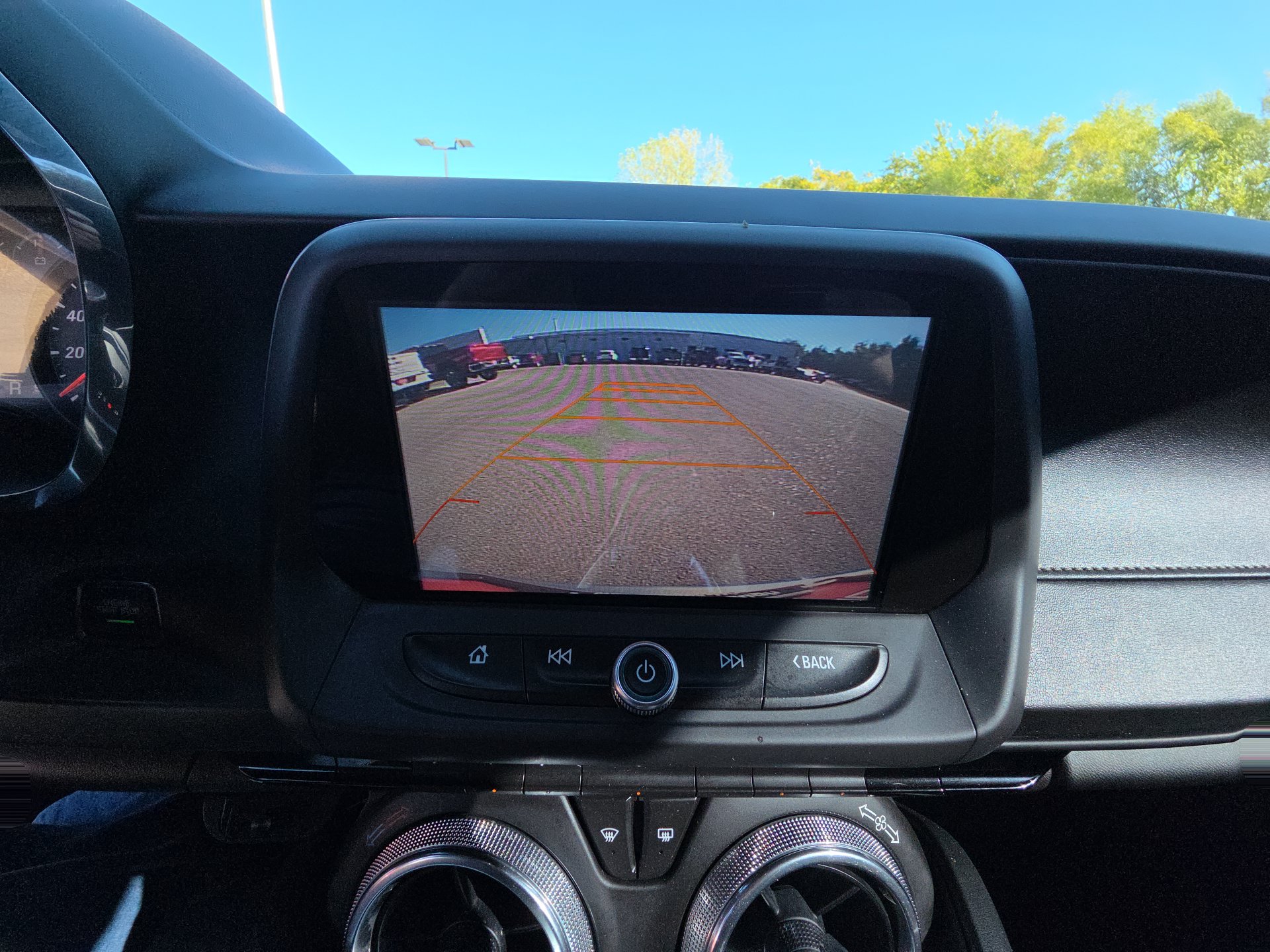 Used 2017 Chevrolet Camaro SS RWD image 21