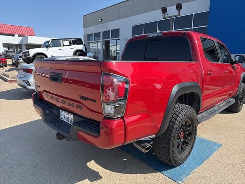 Used 2017 Toyota Tacoma TRD Pro image 7