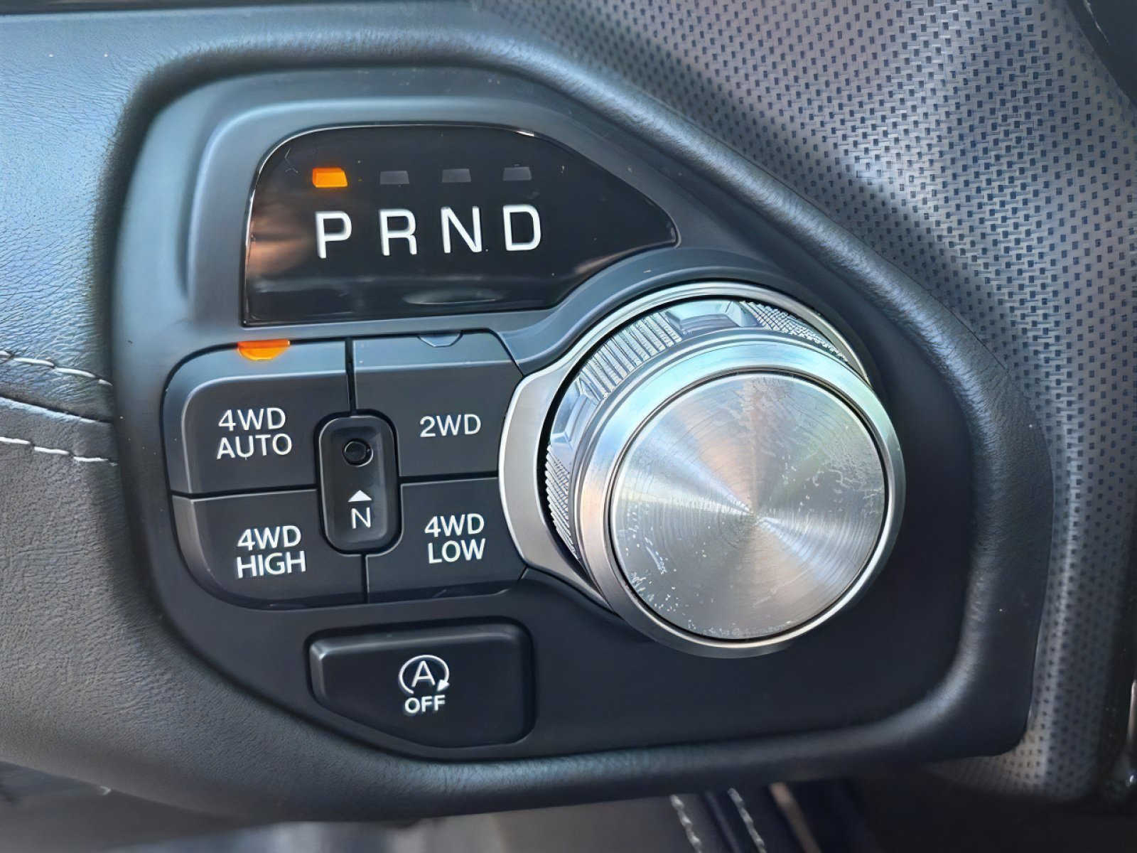 Used 2025 RAM 1500 Limited AWD/4WD image 22