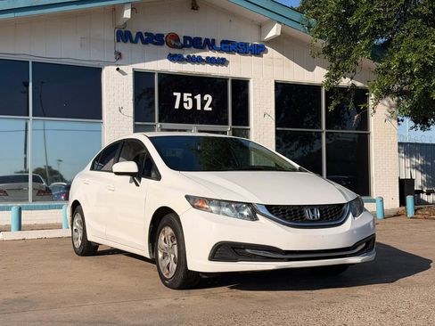 Used 2014 Honda Civic LX image 1