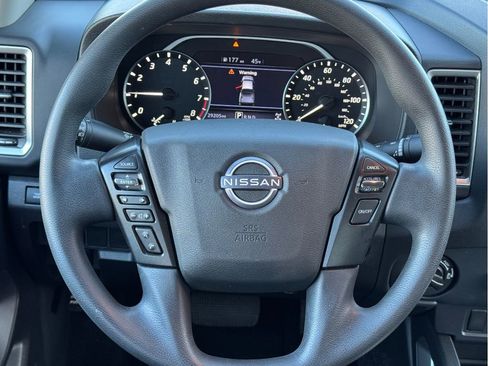 Used 2022 Nissan Frontier SV image 20