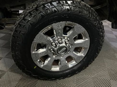 Used 2017 Ford F250 Lariat w/ Lariat Ultimate Package image 48