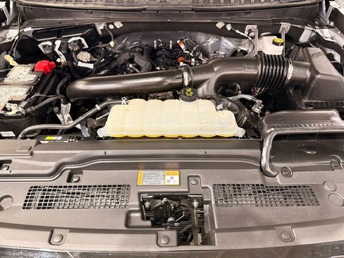 Certified 2025 Ford Expedition Max Active AWD/4WD image 7