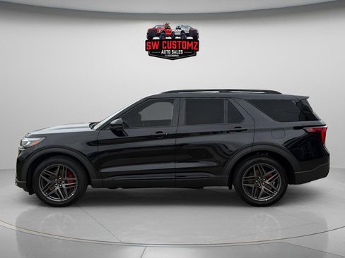 Used 2026 Ford Explorer ST AWD/4WD image 4