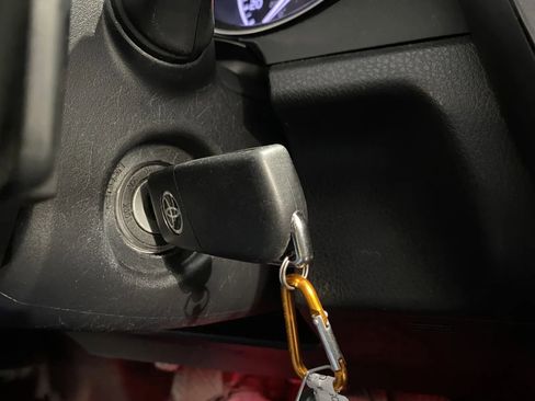 Used 2023 Toyota Camry SE image 17