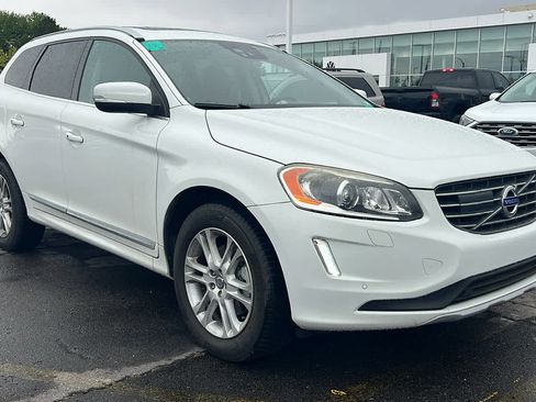 Used 2016 Volvo XC60 T5 Platinum w/ Climate Package AWD/4WD image 3