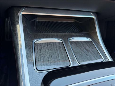 Certified 2024 BMW i7 M70 w/ Executive Package image 14