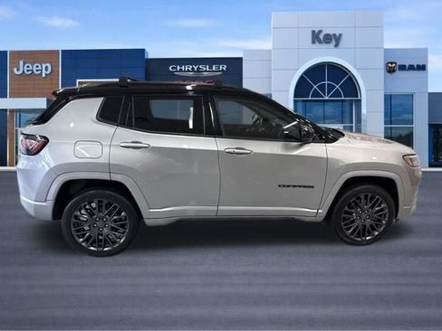 Used 2023 Jeep Compass High Altitude AWD/4WD image 8