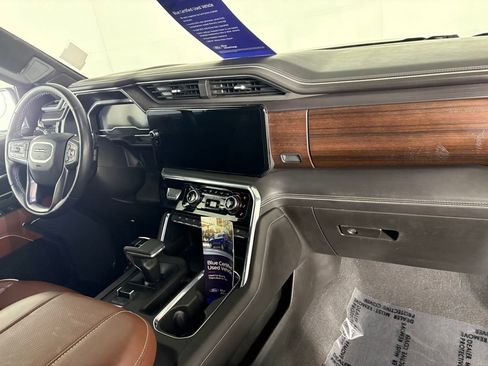 Used 2023 GMC Sierra 1500 Denali Ultimate image 39