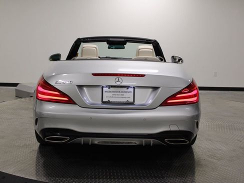 Certified 2020 Mercedes-Benz SL 550 image 5