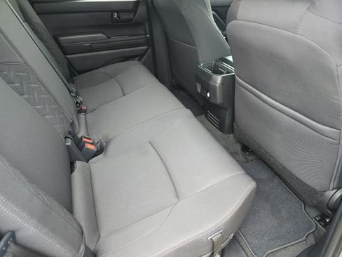 Used 2025 Toyota Tacoma SR5 AWD/4WD image 12