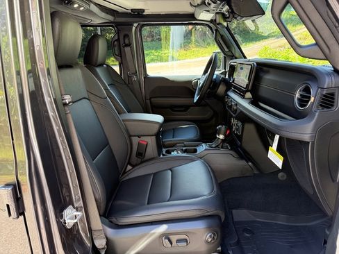 New 2025 Jeep Wrangler Unlimited Sahara image 21