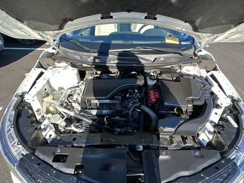 Used 2019 Nissan Rogue Sport SL w/ Premium Package image 16