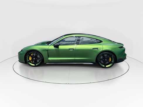 Used 2022 Porsche Taycan Turbo S image 5