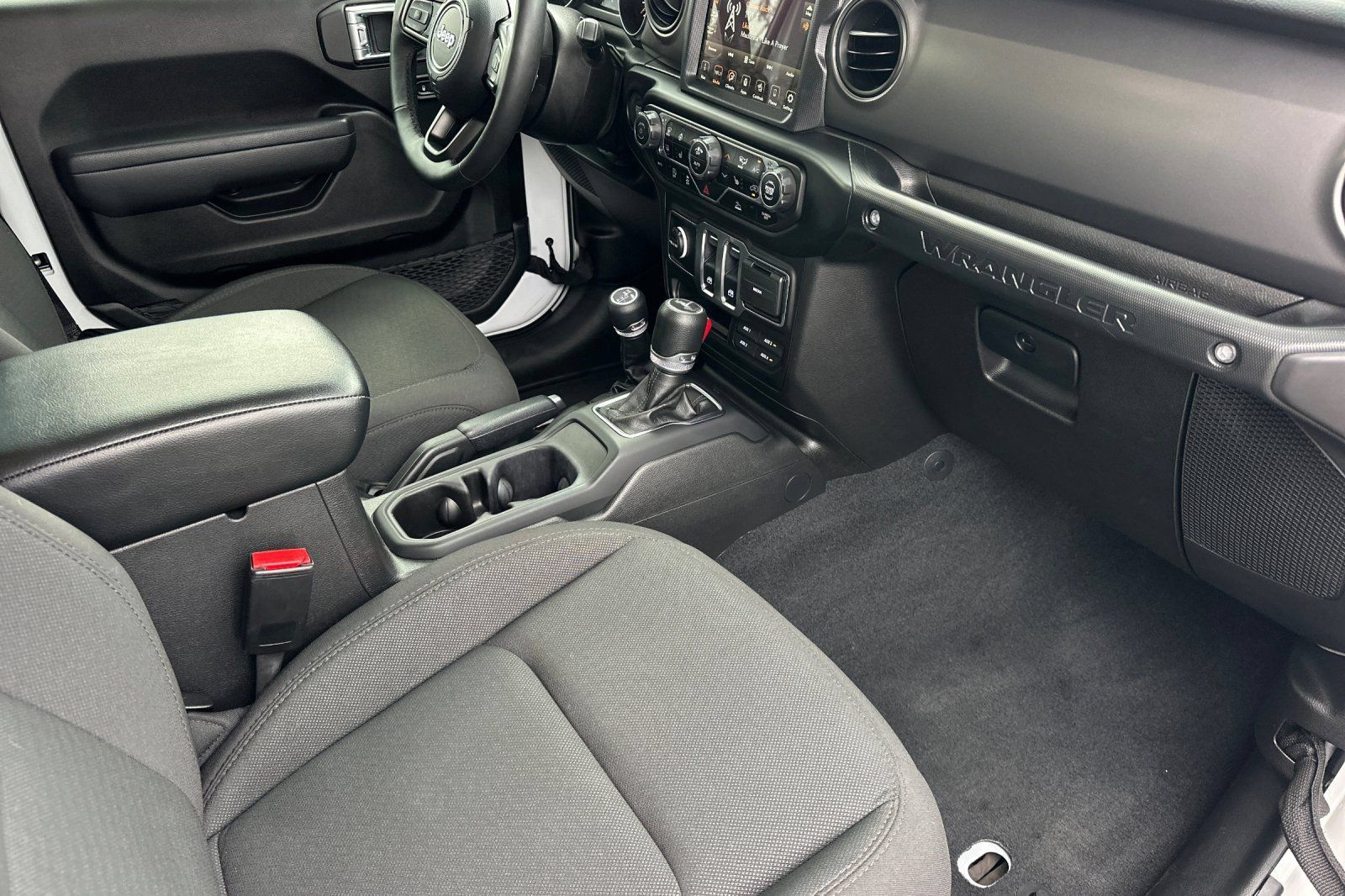 Used 2023 Jeep Wrangler Sport AWD/4WD image 16
