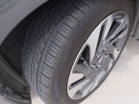 Used 2025 Subaru Legacy Limited AWD/4WD image 4