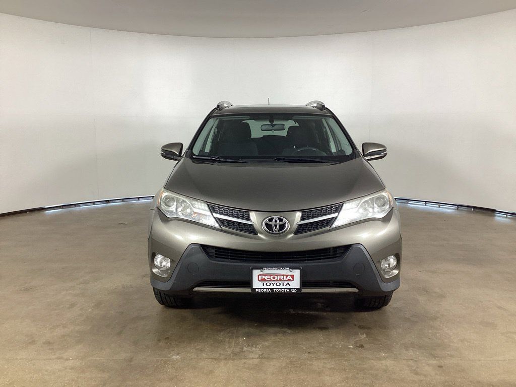 Used 2014 Toyota RAV4 XLE AWD/4WD image 2