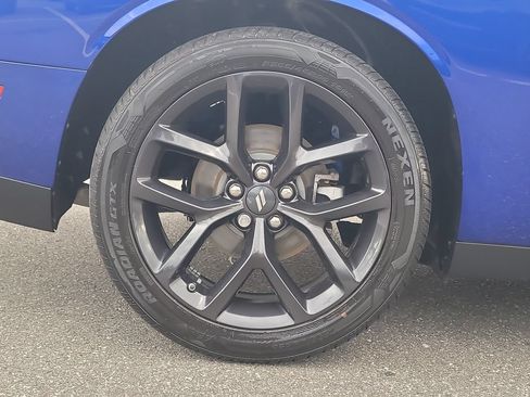 Used 2022 Dodge Challenger SXT w/ Blacktop Package RWD image 6