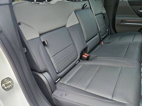 New 2025 GMC Hummer EV 3X AWD/4WD image 31