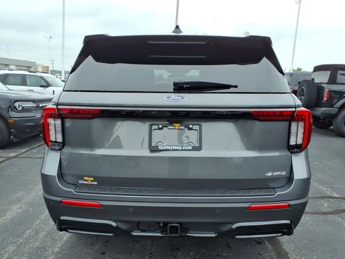 New 2026 Ford Explorer ST-Line AWD/4WD image 10