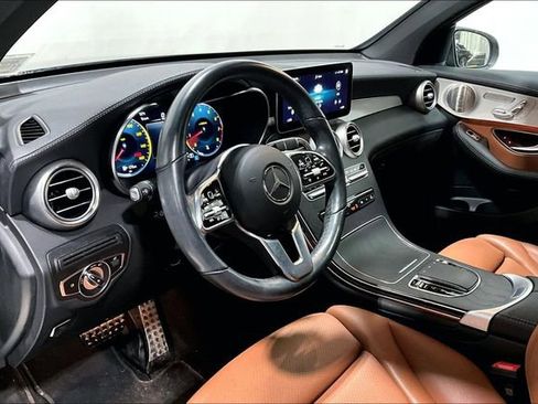 Used 2023 Mercedes-Benz GLC 300 4MATIC Coupe image 12