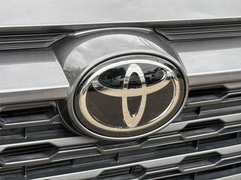 Used 2024 Toyota RAV4 LE image 29
