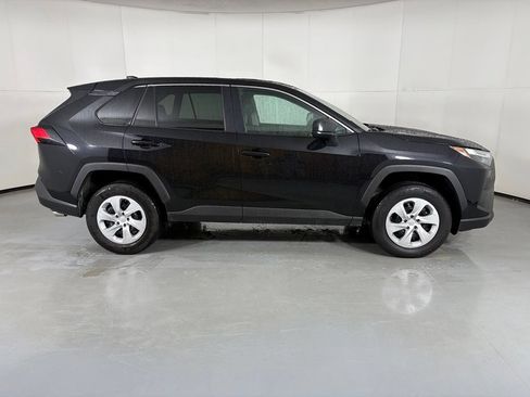 Used 2025 Toyota RAV4 LE FWD image 9