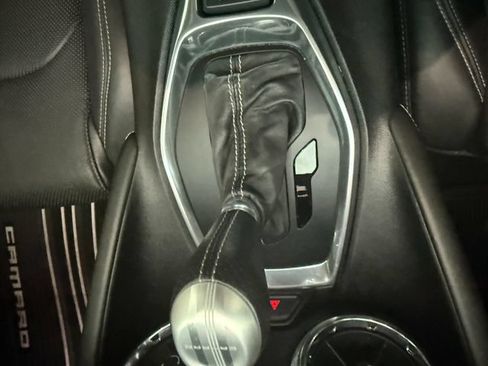 Used 2017 Chevrolet Camaro SS RWD image 11