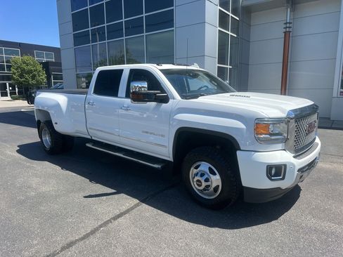 Used 2015 GMC Sierra 3500 Denali w/ Duramax Plus Package AWD/4WD image 1