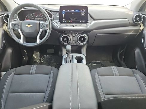 Used 2023 Chevrolet Blazer LT FWD image 9