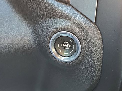 Certified 2020 Chevrolet Silverado 1500 RST w/ All-Star Edition image 22