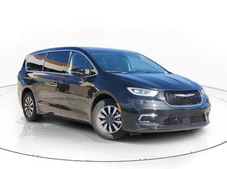 Used 2024 Chrysler Pacifica Limited FWD 360° Tour