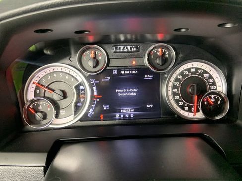 Used 2017 RAM 1500 Sport w/ Sublime Green Sport Package image 11