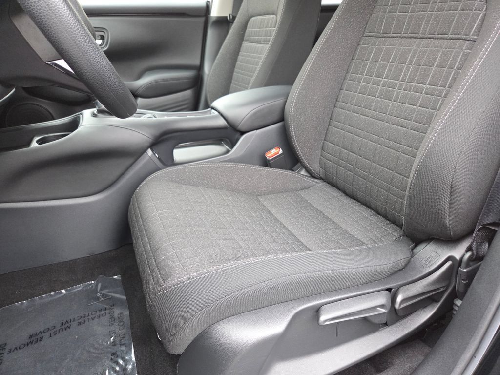Certified 2023 Honda HR-V LX image 27