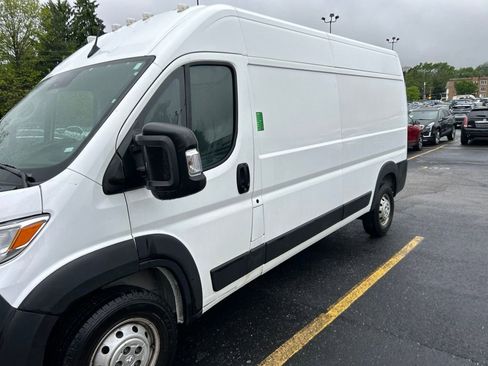 Used 2023 RAM ProMaster 2500 FWD image 2