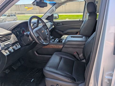Used 2020 Chevrolet Tahoe Premier w/ Max Trailering Package AWD/4WD image 15