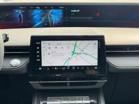 New 2026 Lincoln Nautilus Premier image 13