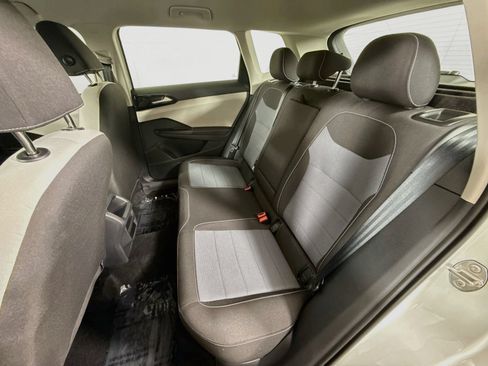 Certified 2025 Volkswagen Taos S AWD/4WD image 20